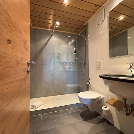 グリューナー バウム ホテル