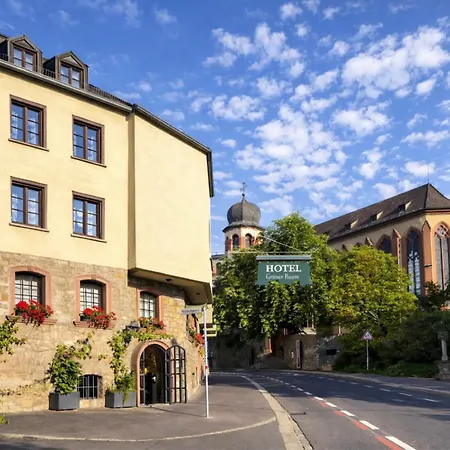 Gruener Baum Hotell 3*