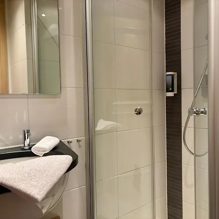 Hotel Gruener Baum 3*